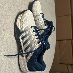 Men’s Size 9.5 K-Swiss sneakers Express Light Pickleball